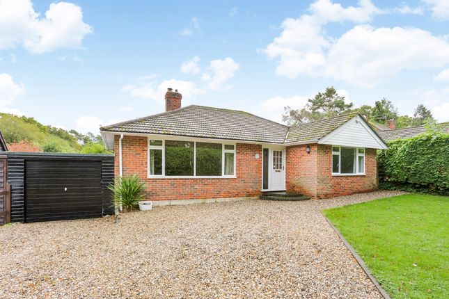 Thumbnail Bungalow to rent in Post Office Road, Inkpen, Hungerford