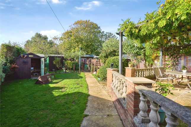 High Park Road, Isle of Wight photo 2