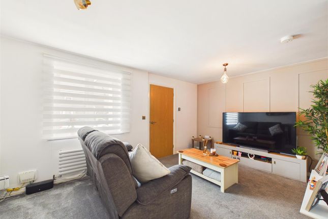 11, Ruskin Way, Brough photo 4