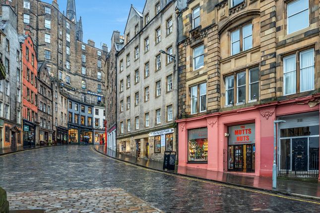 Flat to rent in West Bow, Edinburgh