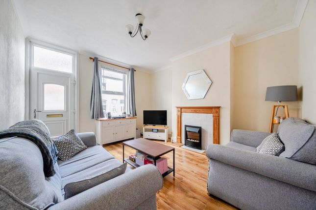 Avenue Terrace, Harrogate photo 4