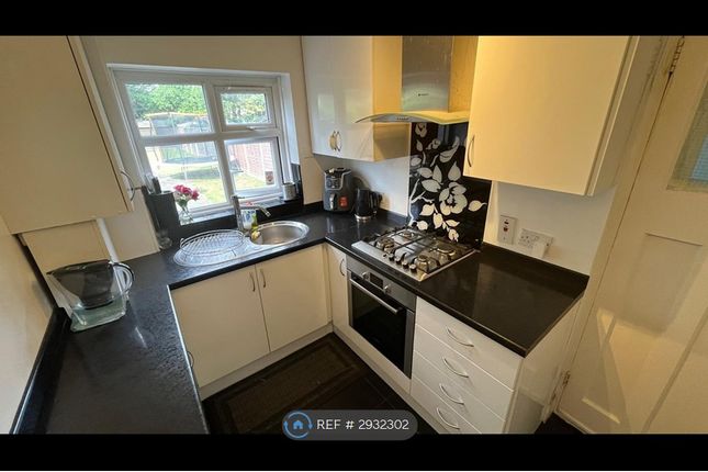 Sunbury Road, Feltham photo 4