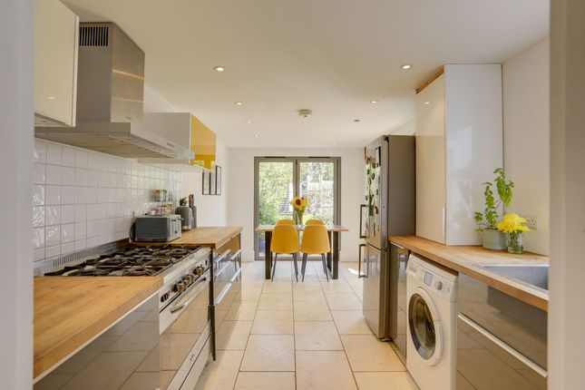 43, Engleheart Road, Catford photo 3
