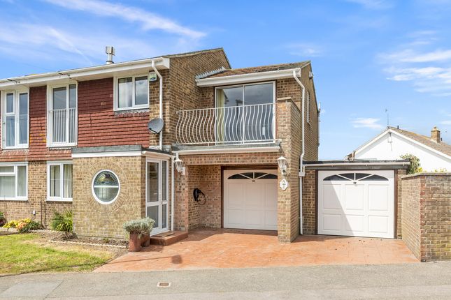 60, Kingsway, Sea Front, Selsey photo 2