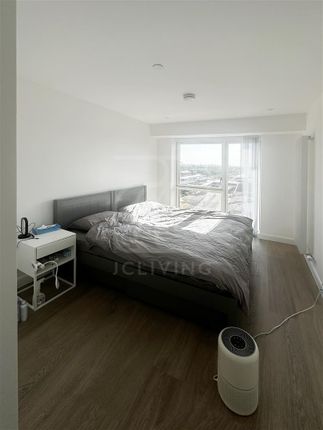 Flat 1105, Botanist House, 7 Seagull Lane, London photo 5