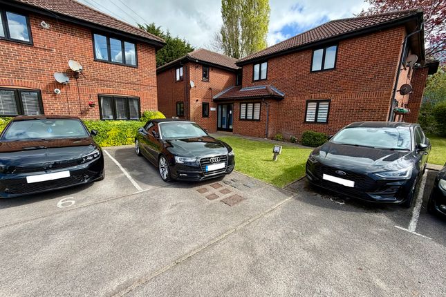 7 holme place, Hemel Hempstead photo 4