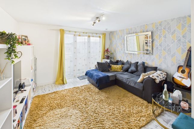 8,Flat 1, Rapier Street, Ipswich photo 3