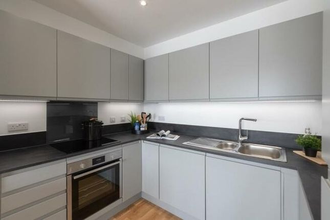 Flat for sale in Mercury House, Slough