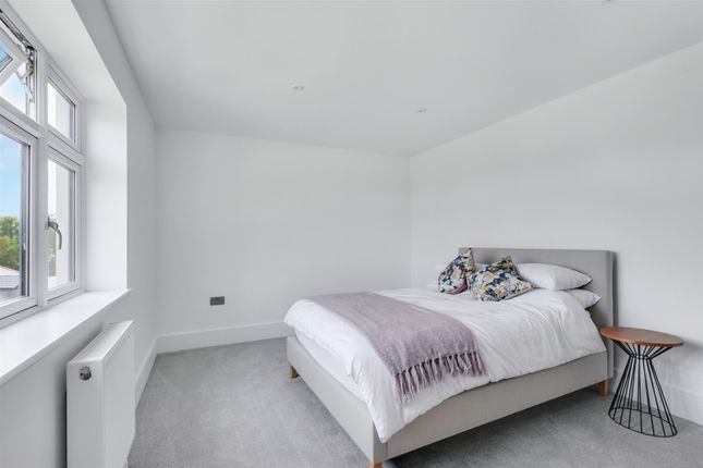 Bedroom 2_2.Jpeg
