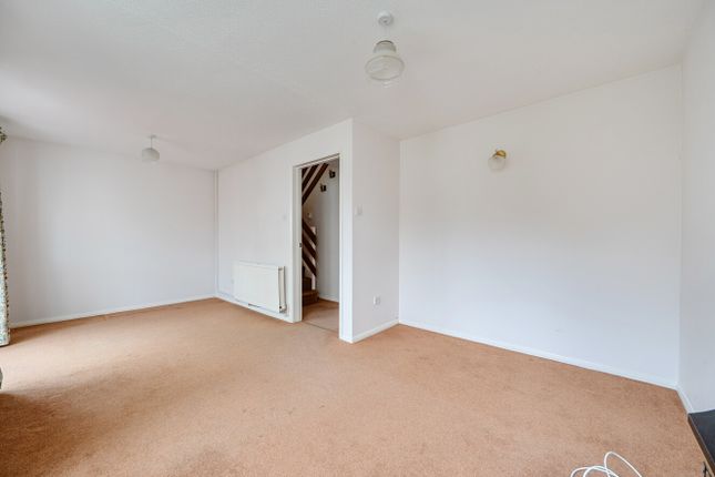 9, Minden Close, Berkshire photo 3