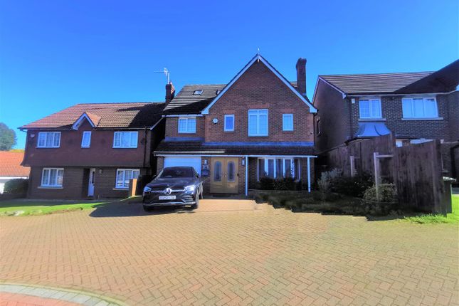 Thumbnail Detached house to rent in Five Fields Close, Watford