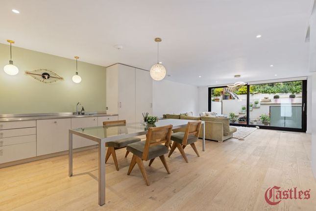 Terraced house for sale in North Grove, London