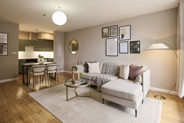 Thumbnail Flat to rent in Hales Street, London