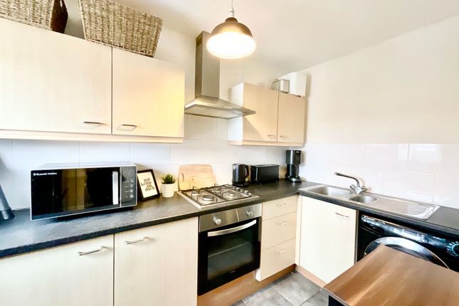 22a Whitemill Lane, Stone photo 2