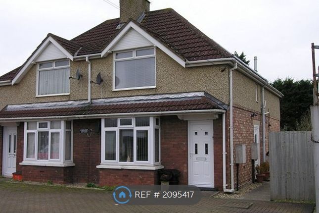 Thumbnail Flat to rent in Headlands Grove, Swindon
