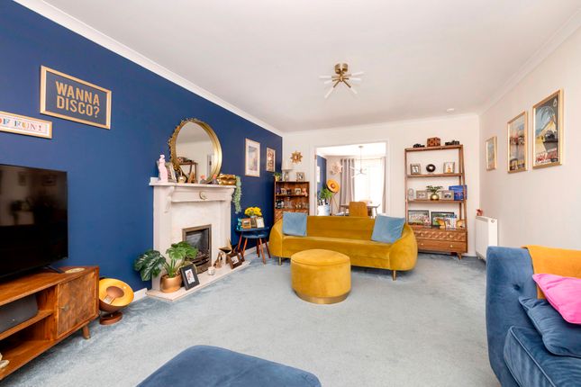 6 Lt Sales Avenue, Dalgety Bay photo 3