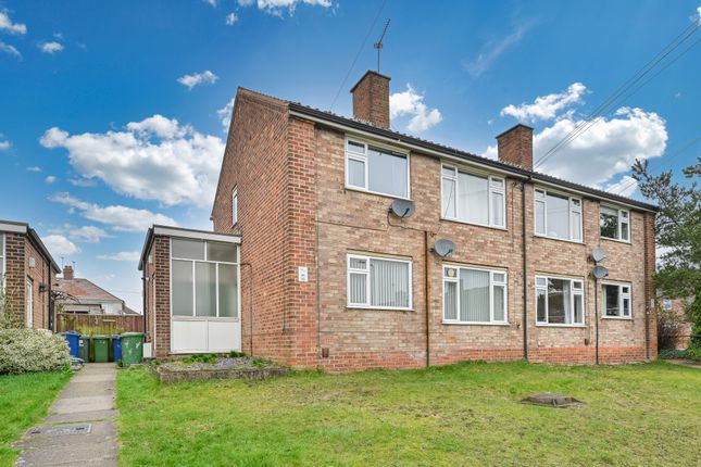 1-bed flat on 33, Cedar Close, Cannock, £98,000