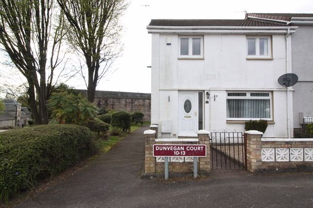 Thumbnail Terraced house for sale in Dunvegan Court, Alloa