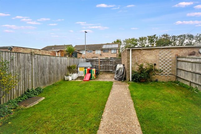 59, The Rising, Eastbourne photo 3