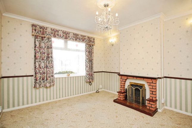 19, Stoneycroft Road, Leicester photo 2