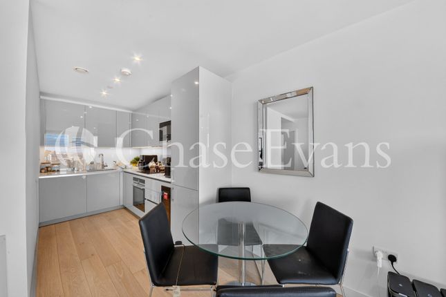 Apartment 2905,, Hurlock Heights, Elephant Park, Elephant & Castle photo 4