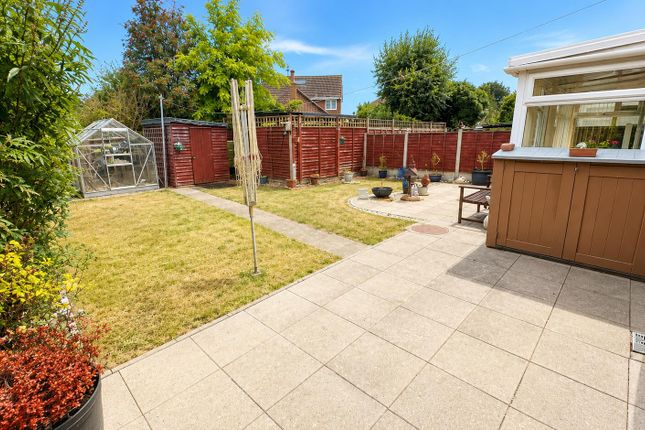 3, Slaters Close, Frinton-On-Sea photo 4