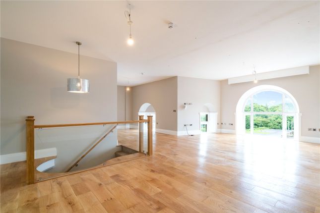 Apartment 11,, Riber Castle, Matlock photo 4