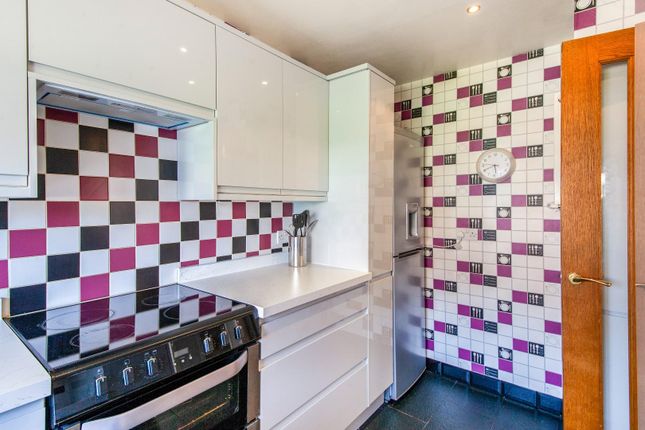 9, Heyhouse Way, Sheffield photo 4