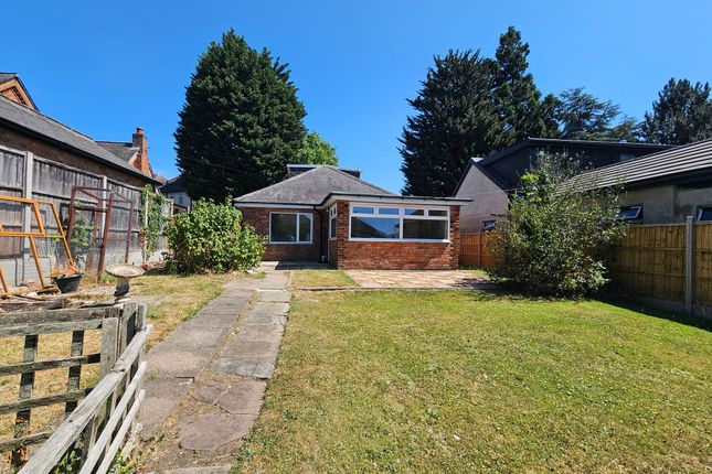38 Pine Tree Avenue, Leicester photo 4