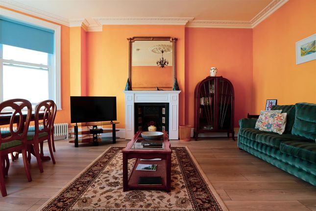 Flat 3, 21, West Hill Road, St. Leonards-on-Sea photo 4