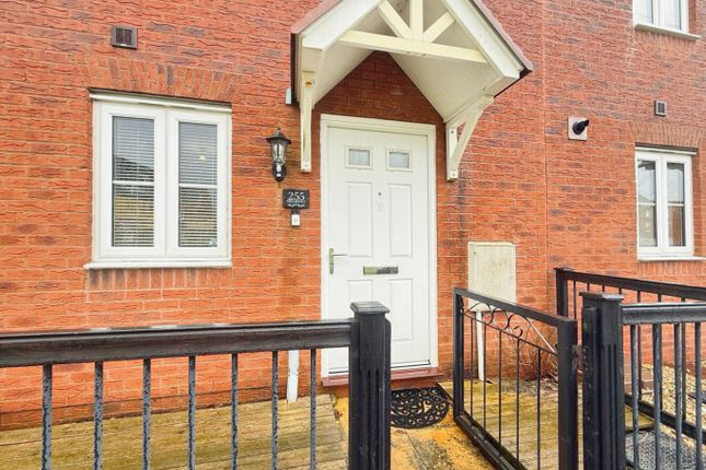 255 Stryd Bennett, Llanelli, Carmarthenshire photo 2