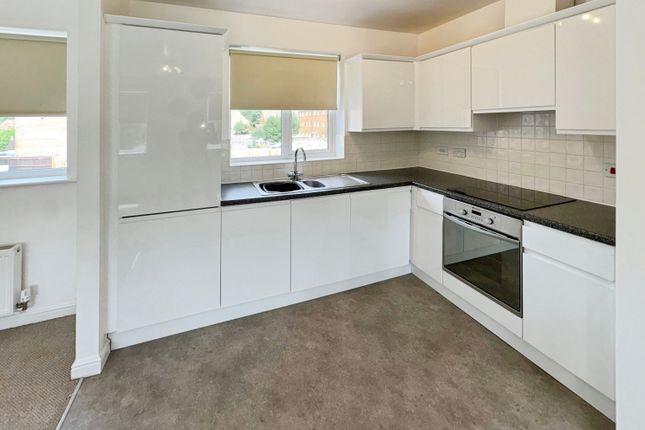 14, Riddles Court, Nottingham photo 4