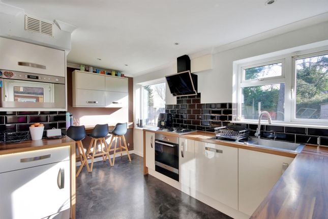 48, Elm Grove, Hildenborough photo 4