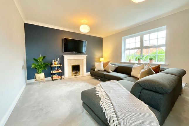 8 Pollard Drive, Nantwich photo 2