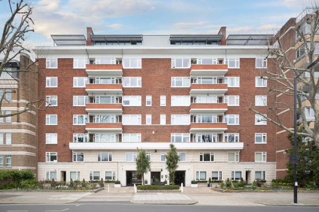 1, Bentinck Close, London photo 3