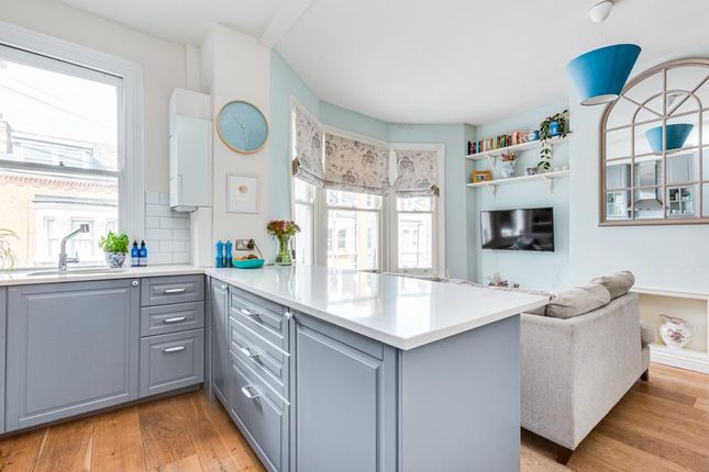Flat for sale in Brailsford Road, Brixton