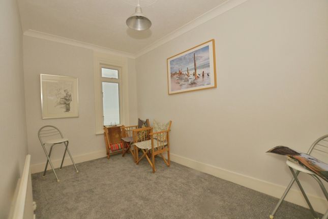 4 Finedon House,, Marine Parade, Kent photo 3
