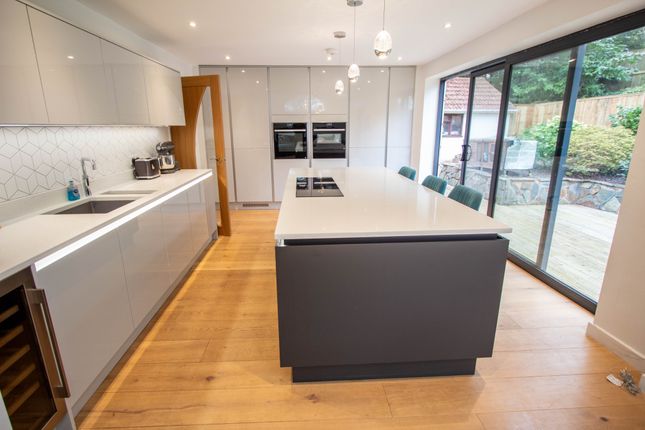 15 Moorlands, West Hill, Ottery St Mary photo 3