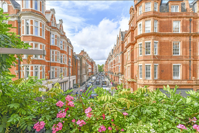 Maisonette to rent in North Audley Street, London
