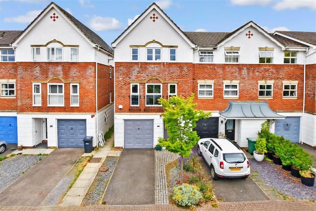 Town house for sale in Prices Lane, Reigate, Surrey