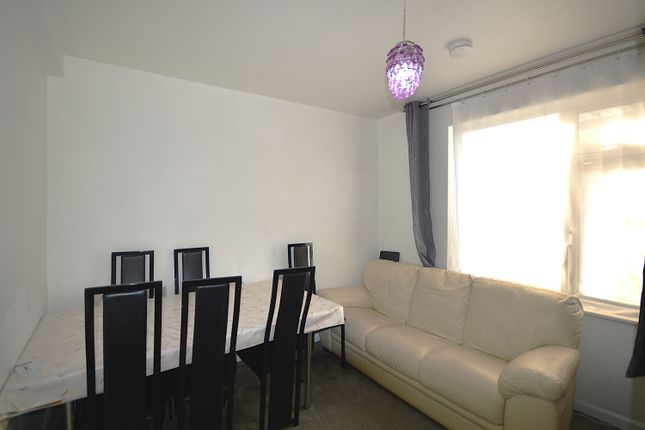 20A, Belmont Circle,Kenton Lane, Kenton photo 5