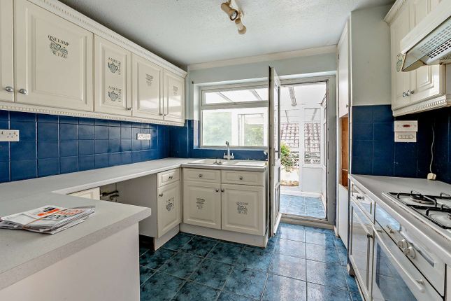 37, Seaview Road, Newhaven photo 2