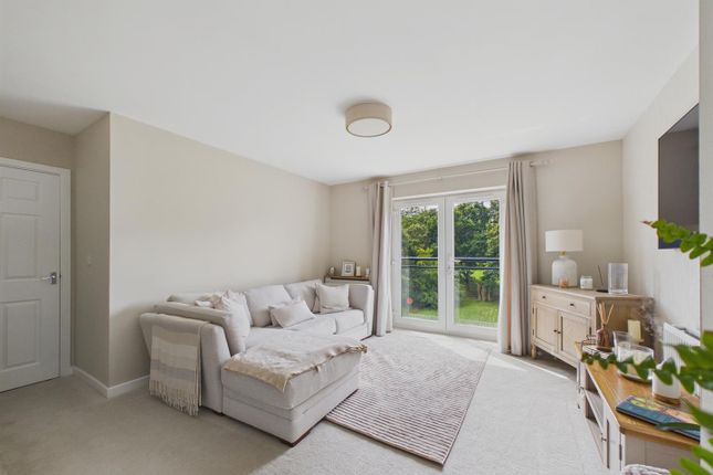 14 Somerford House,, Hill View Road, Malvern photo 4