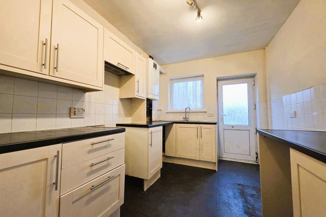 28, Afon Road, Llanelli photo 2
