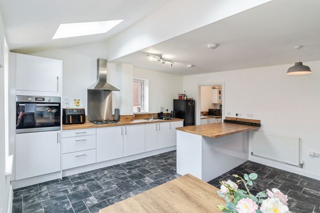63, Elder Way, Ampthill photo 3