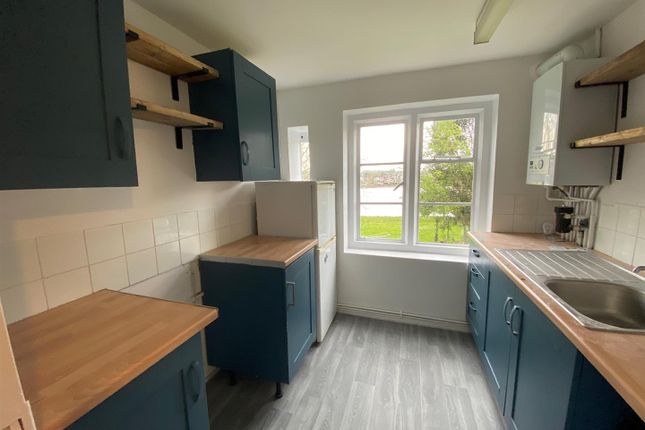 Flat to rent in Bitterne Road West, Southampton