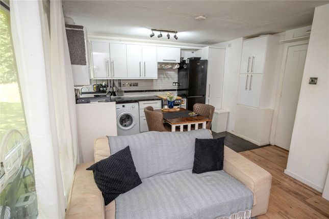Flat 10, Oulsnam Court,, Wake Green Park, Birmingham photo 3