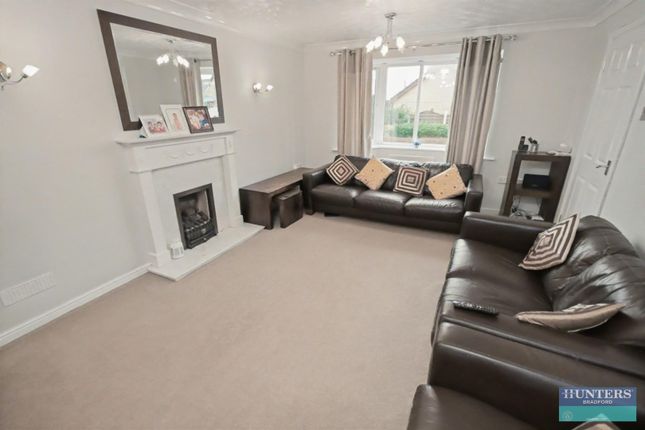 4, Delaware Court, Bradford photo 3
