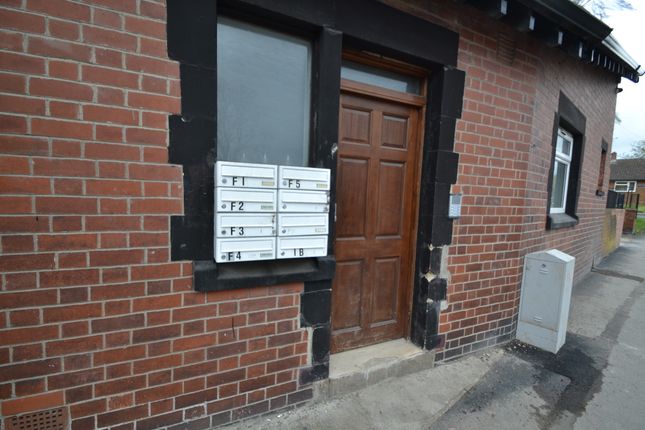 Flat 2, 1A, Little Lane, Pontefract photo 5