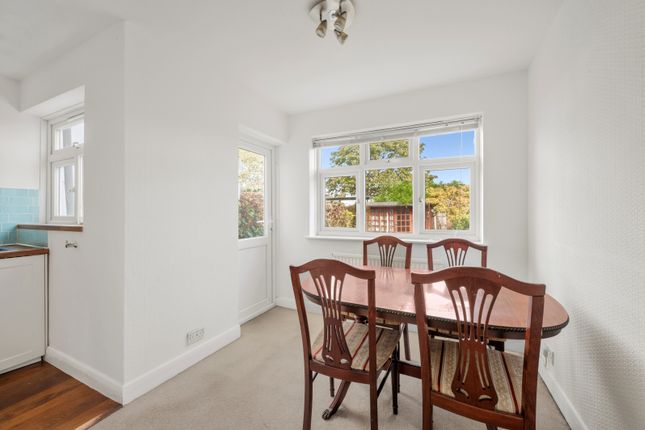 128, Aragon Road, Morden photo 3